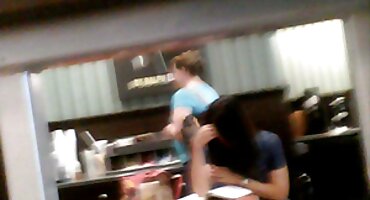 Busty শ্যামাঙ্গিনী একটি বাস্তব যৌনসঙ্গম ইংলিশ ভিডিও সেক্স ভিডিও মেশিন