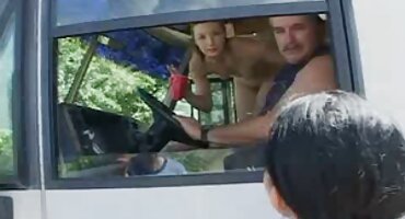 বন্ধু বড় ইংলিশ সেক্স ভিডিও সেক্স boobs সঙ্গে একটি ক্রীড়াবিদ fucks