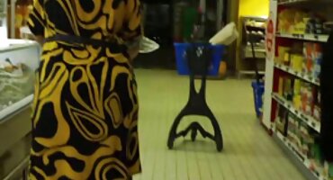 বেশ্যা ইংলিশ মুভি সেক্স ভিডিও লোকটির মুখে তার ভগ নিয়ে অস্বস্তিতে পড়ে এবং তার সাথে যৌন কামনা করে।