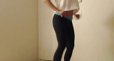 একটি কালো মানুষের দত্তক পুত্র ইংলিশ সেক্স ভিডিও ফিল্ম boobs সঙ্গে একটি পরিপক্ক স্বর্ণকেশী fucked