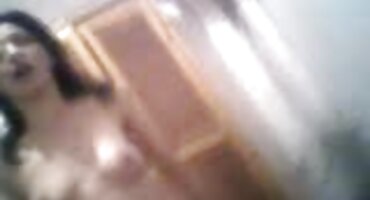 হলি হার্ট সব গর্তে ইংলিশ সেক্স ভিডিও এইচডি fucks বার পিছনে Busty স্লেভ