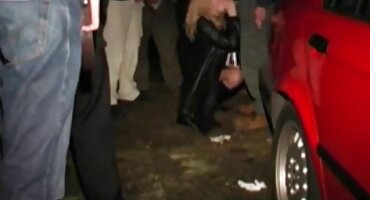 চর্মসার ইংলিশ মুভি সেক্স ভিডিও জাপানি মেয়ে বড় boobs এবং তার পায়ের মধ্যে একটি লোমশ ভগ আছে