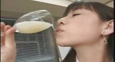 চর্মসার রাশিয়ান ছাত্র বন্ধু fucks এবং কিছু সময়ের ইংলিশ হট সেক্স ভিডিও জন্য কাম পায়