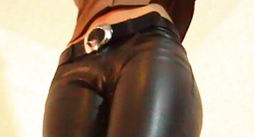 রাশিয়ান ইংলিশ সেক্স ভিডিও সেক্স পর্ণ সংগ্রাহক ঋণের জন্য একটি ছানা fucks