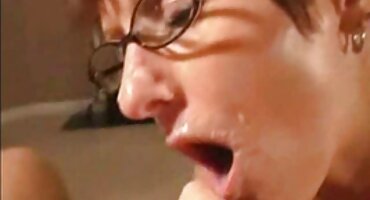 বন্ধুর ক্লাস দেখে ইংলিশ ফুল সেক্স ভিডিও লোকেরা তার পোশাক খুলে ফেলল এবং একজন এশিয়ানকে চুদলো।