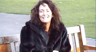 একটি টাক বৃদ্ধ ইংলিশ সেক্স ভিডিও এইচডি একটি ছোট কুকুর স্কার্ট একটি চতুর সৌন্দর্য সঙ্গে পর্ণ আছে