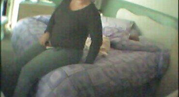 চর্মসার কোয়েড তার মুখে কাম পাওয়ার আগে তার চশমা খুলে ফেলে। ইংলিশ ফুল সেক্স ভিডিও