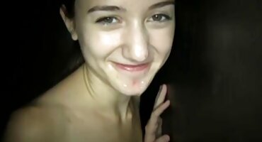 চেল সক্রিয়ভাবে সুস্বাদু মাই সেক্স ভিডিও বিএফ ইংলিশ সহ একটি মোটা মেয়েকে চুদছে।