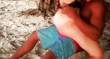 বড় boobs সঙ্গে টকটকে পরিপক্ক ইংলিশ সেক্স ভিডিও ভদ্রমহিলা সাদা স্টকিংস মধ্যে fucks