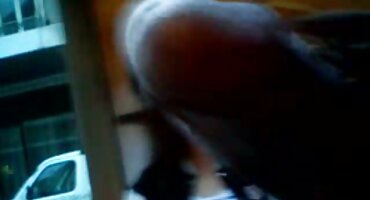 কুকল্ড লোকের শিশ্নকে চোদার জন্য প্রস্তুত করে। সেক্স ভিডিও ইংলিশ