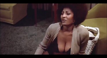 রাশিয়ান লেসবিয়ানদের আদর। লিলু মুন, জিনা গারসন.. এর সাথে সেক্স ভিডিও ইংলিশ পর্ন