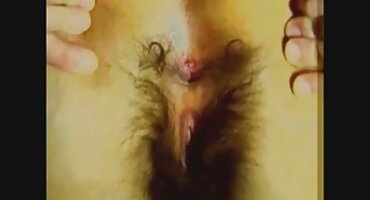 কঠোর উপপত্নী ইংলিশ ভিডিও সেক্স উপপত্নী অ্যানেট হাসি দিয়ে শুক্রাণু বের করে।