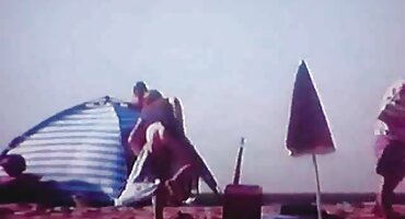 ঘর্মাক্ত দুশ্চরিত্রার মলদ্বারে জকের সাথে সুস্বাদু ইংলিশ ভিডিও সেক্স সেক্স