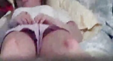 উল্কি লোক একটি মহিলার fucks গরম এবং তার মুখের ইংলিশ সেক্স ভিডিও এইচডি মধ্যে cums