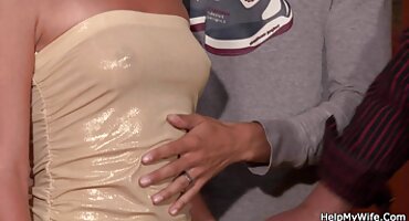 পার্টিতে মাতাল মেয়েরা পর্নে লিপ্ত। ইংলিশ সেক্স ভিডিও ডট কম