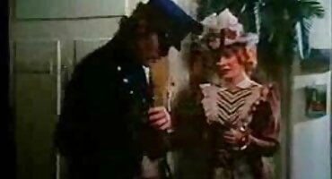 গরম চোদার পর ইংলিশ ভিডিও সেক্স যোনিতে বীর্য ছড়িয়ে পড়ে।