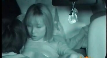 একটি অন্তরঙ্গ চুল কাটা ইংলিশ সেক্স ভিডিও সঙ্গে চর্মসার সৌন্দর্য তার মুখের উপর কাম ভোগ