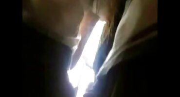 একটি বিছানায় একটি সৌন্দর্য এবং একটি লোকের সাথে সেক্স ইংলিশ ভিডিও রাশিয়ান যৌনতা।