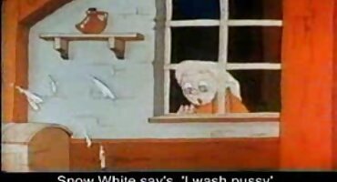 চশমা পরা রাশিয়ান বস একজন তরুণ প্রোগ্রামারকে এইচডি ইংলিশ সেক্স ভিডিও প্রলুব্ধ করেছিলেন।