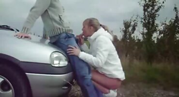 সুস্বাদু এবং গরম সেক্স রাতে একটি দুশ্চরিত্রা এবং সেক্স সেক্স ভিডিও ইংলিশ পালঙ্ক উপর একটি লোমশ মাচো সঙ্গে