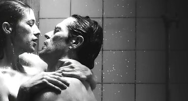 চর্মসার মহিলা দোকানের মধ্যে টাক বন্ধু fucks সেক্স ভিডিও ইংলিশ