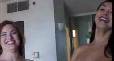 একটি গাড়ী সঙ্গে বিছানায় ইংলিশ সেক্স ভিডিও ডট কম একটি শ্যামাঙ্গিণী যৌনসঙ্গম এবং একটি ভাইব্রেটর সঙ্গে বন্ধ jerking